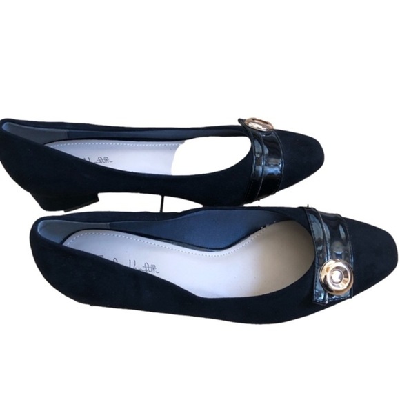 Sandra Vendetti Milan Faux Suede Low Heeled Pumps Size 8 - Picture 2 of 8